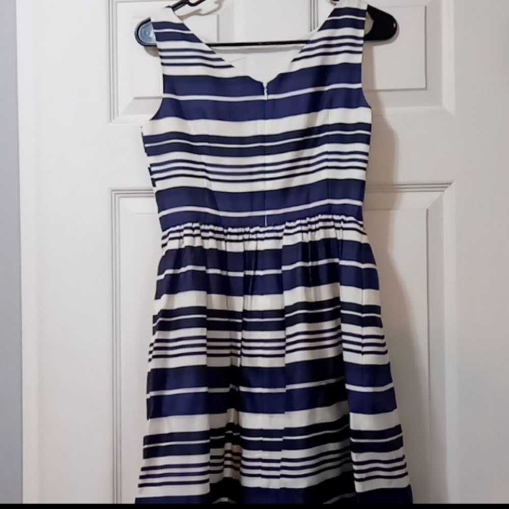 Lilly Pulitzer navy blue and white striped silk d… - image 5