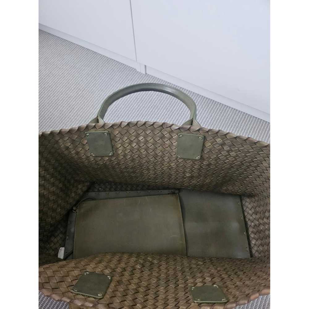 Bottega Veneta Cabat leather tote - image 9