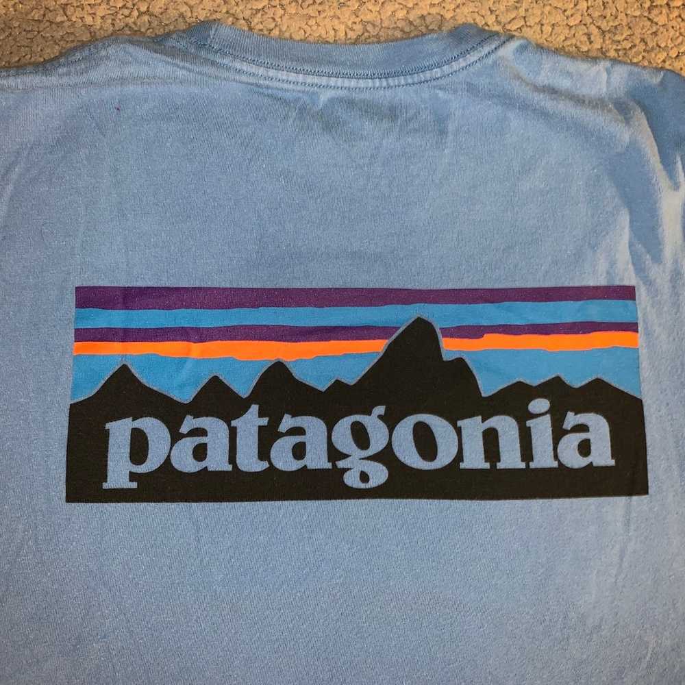 Patagonia P-6 Logo Blue Long Sleeve Shirt - image 4