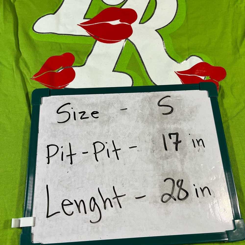 La Ropa Essentials Slime Green Kiss Lips T shirt … - image 6