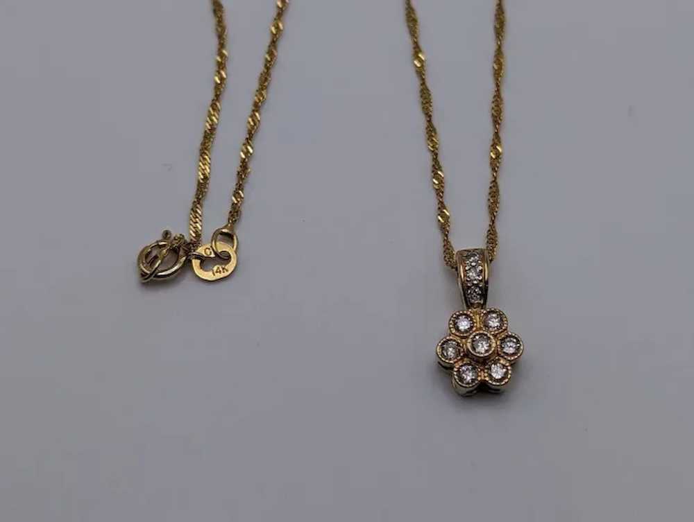 14k Flower .25ctw Diamond Pendant Necklace 17.5".… - image 9
