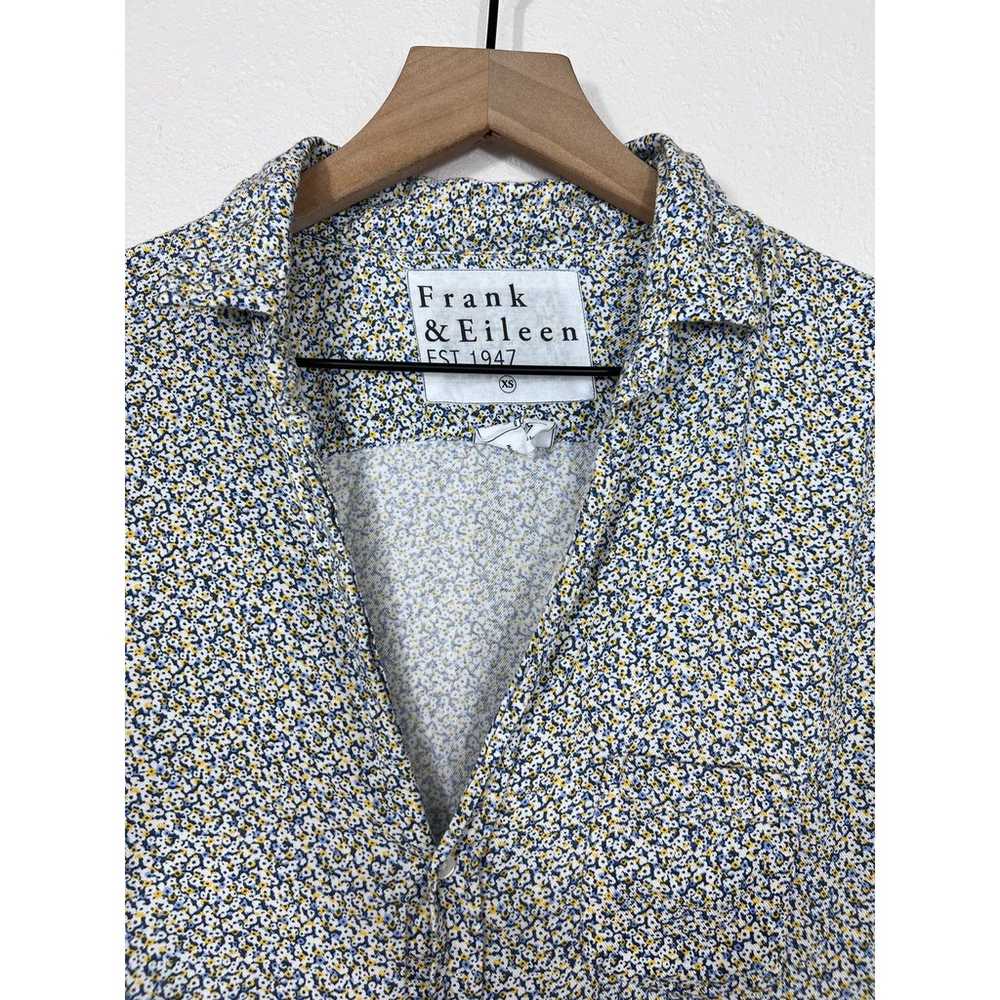 Frank & Eileen Barry Floral Button Front Shirt - image 4