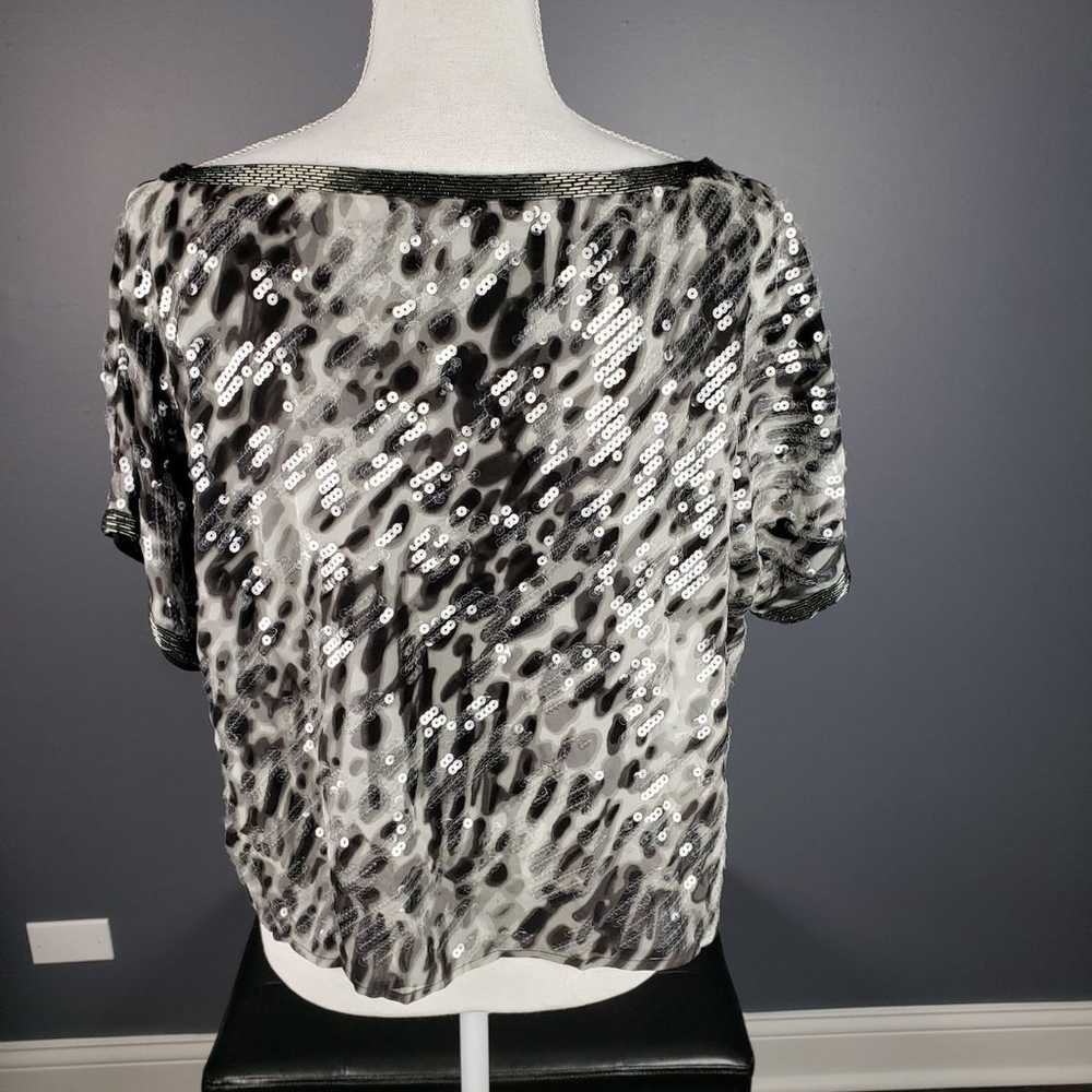 BCBG Black And Gray Top, SIZE L - image 4