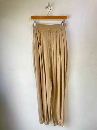 Vintage Noir Et Blanc Tan Pleated Trousers