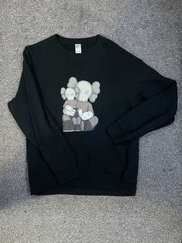 Kaws × Uniqlo Uniqlo Kaws Sweatshirt - image 1