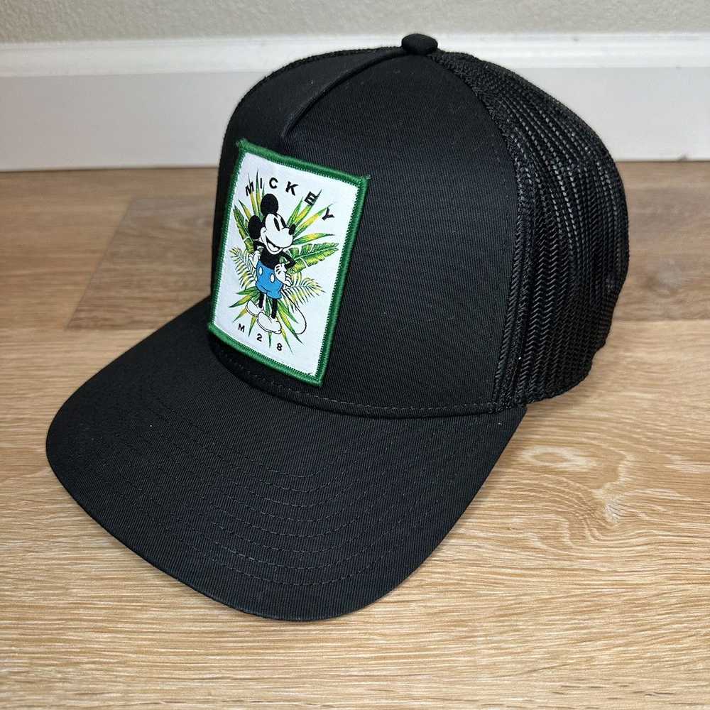 Neff NWOT Disney Collection Neff Mickey Mouse M28… - image 3