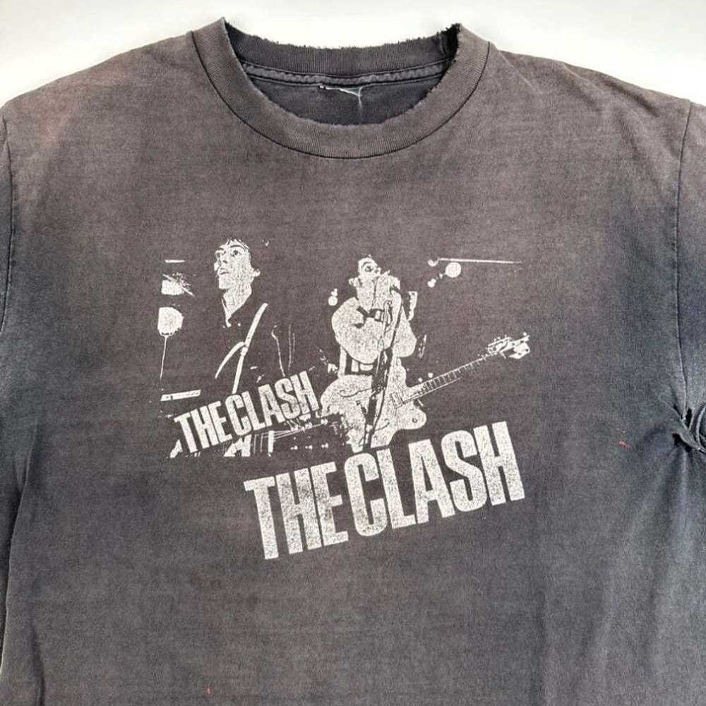 Vintage Vintage 2000s The Clash Shirt Large - image 2