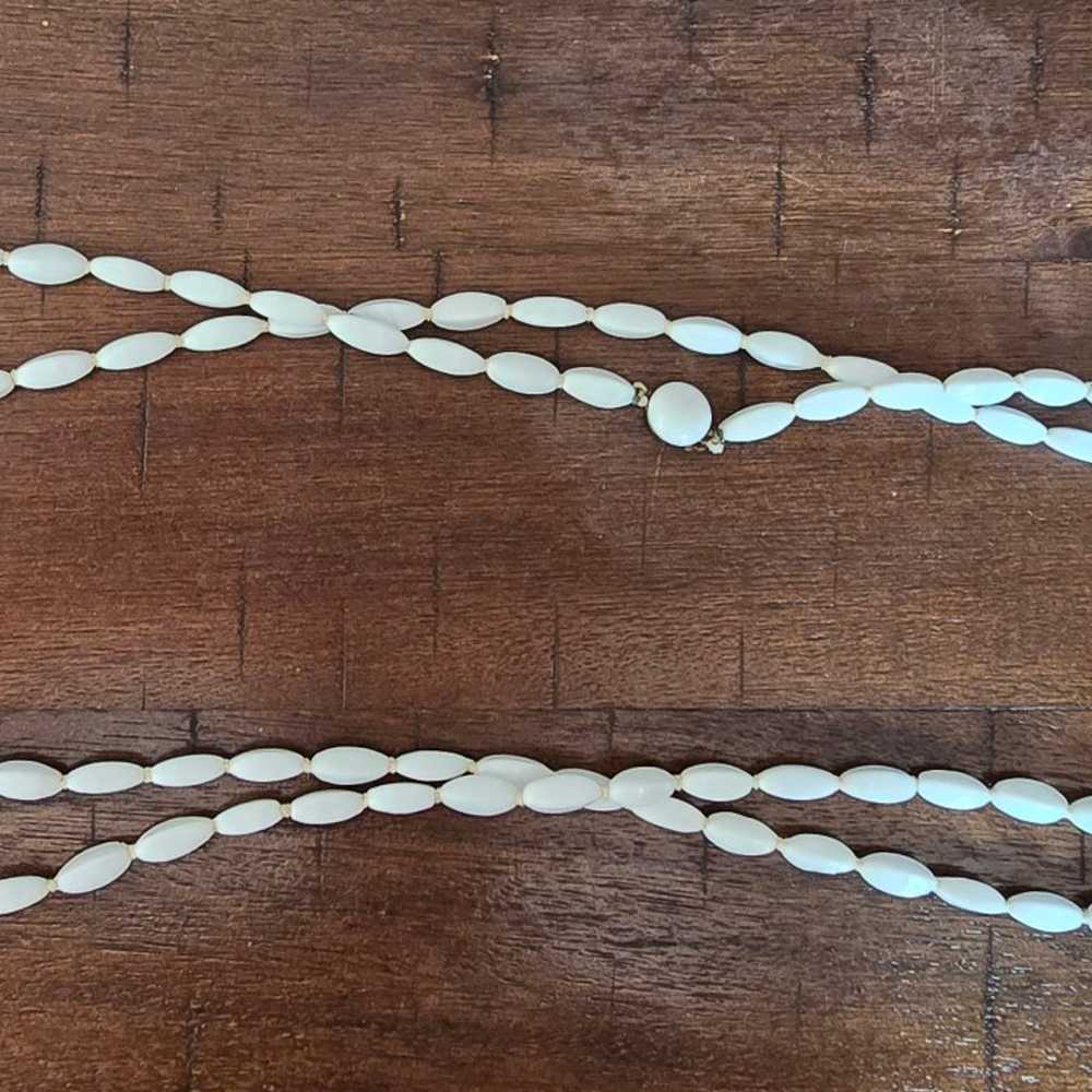 Milk glass beaded Flapper necklace - image 6