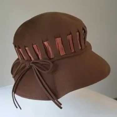 Vintage wool felt hat. Women's Glenover Faum Tra-F