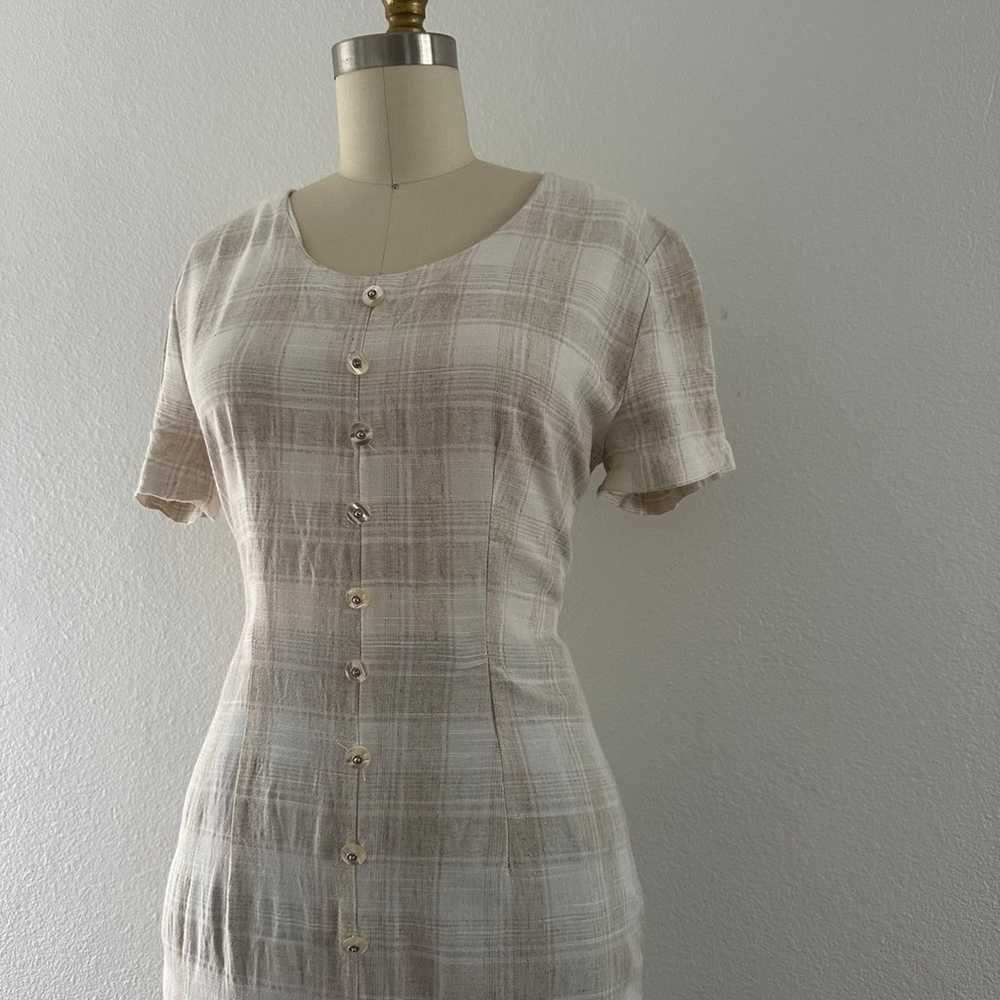 Vintage beige and white plaid pattern dress. - image 4