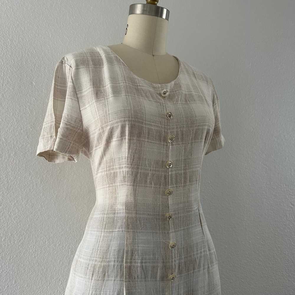 Vintage beige and white plaid pattern dress. - image 5