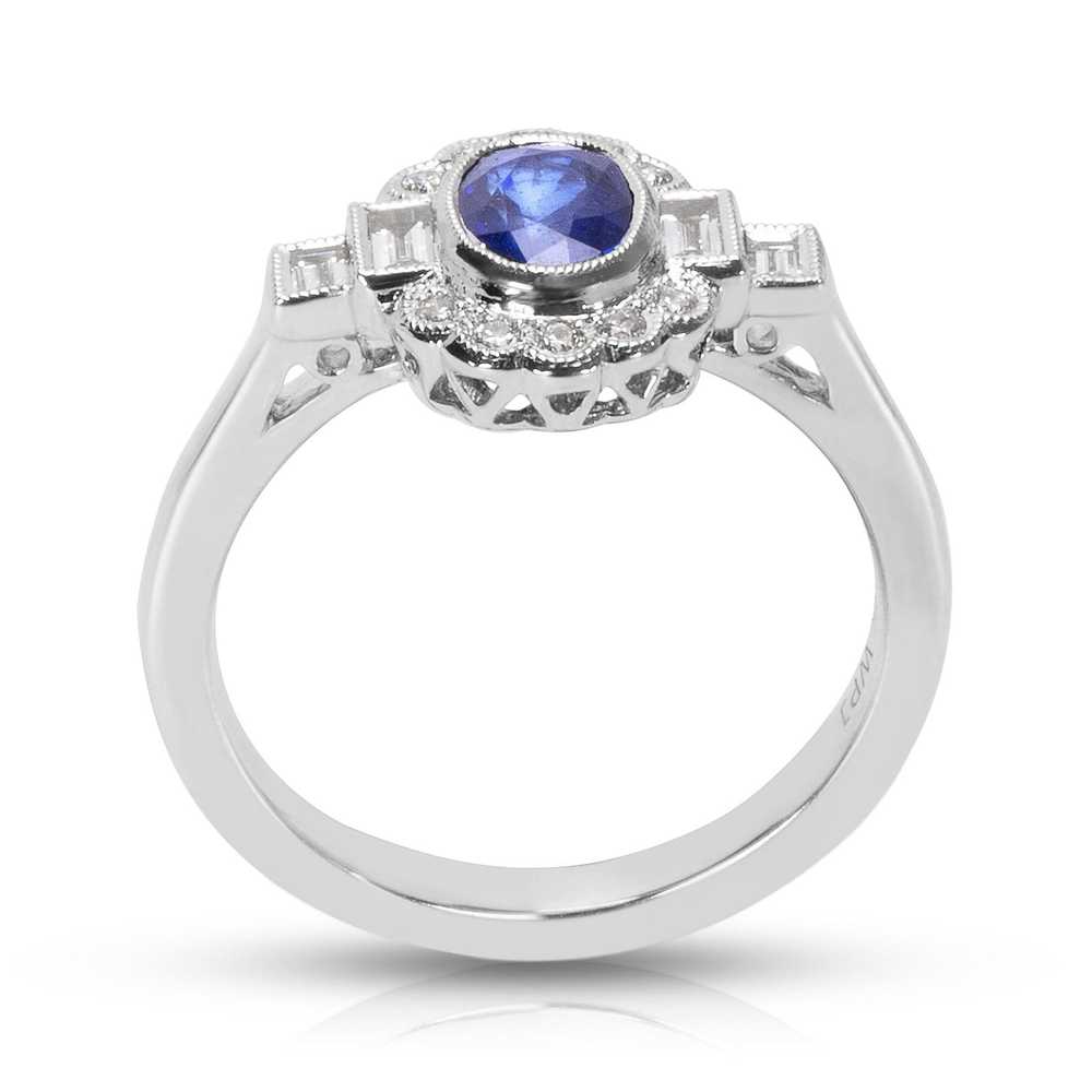 Tiffany & Co. Sapphire Center Vintage Ring in 18K… - image 3