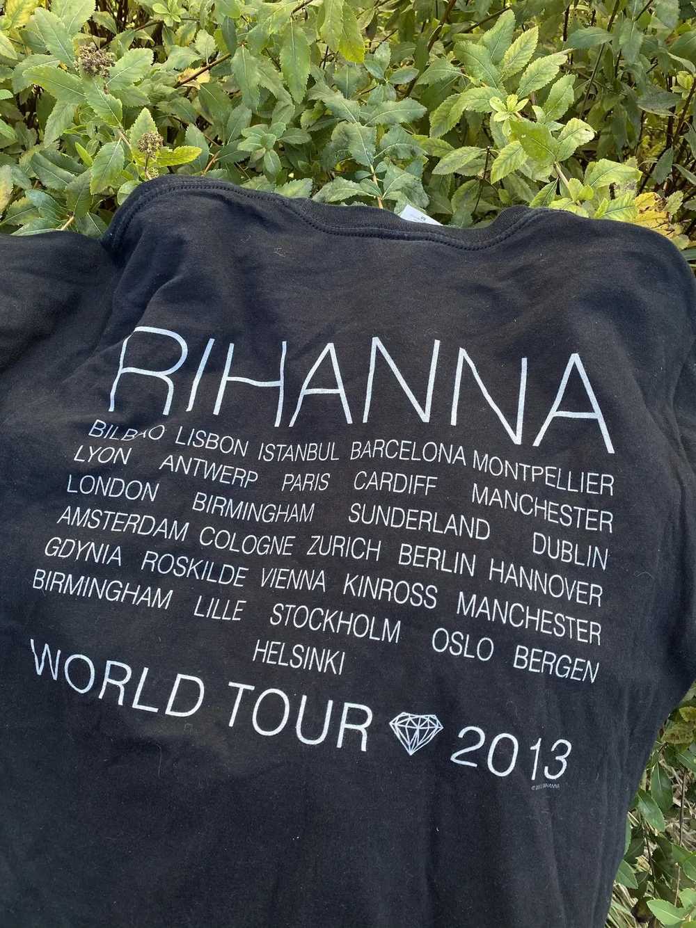 Band Tees × Rihanna × Streetwear Rihanna DIAMONDS… - image 3