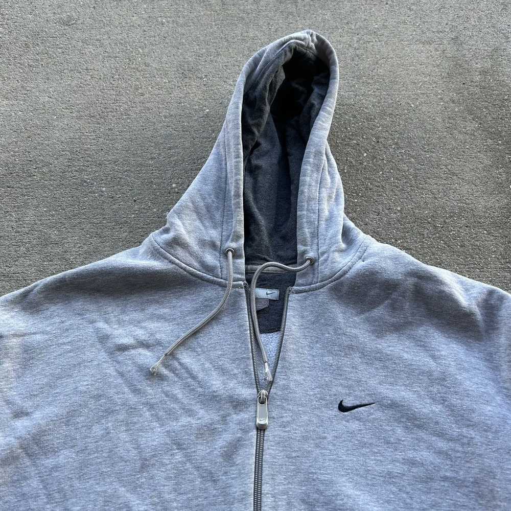 Nike × Vintage 2005 Nike zip up gray hoodie, - image 2