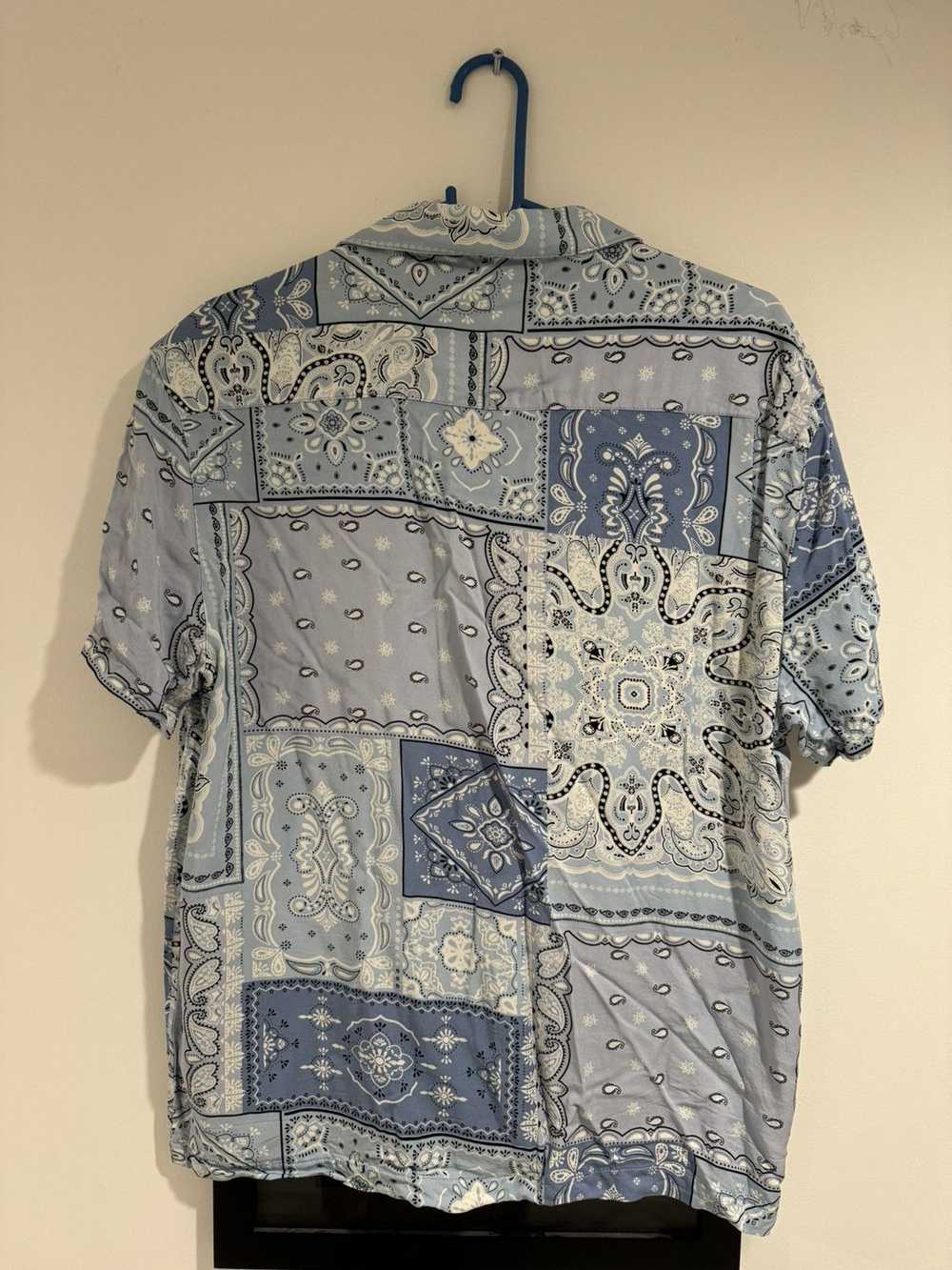 Forever 21 paisley bandana print shirt sz large (… - image 2