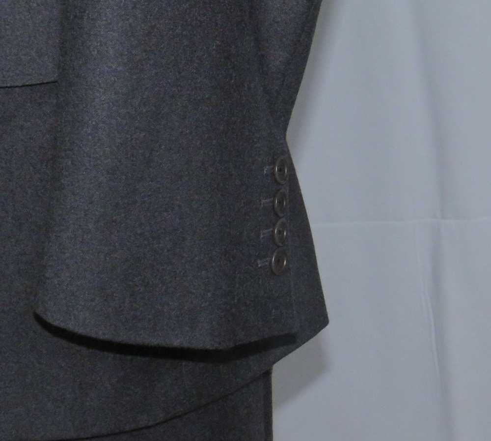 Trussini Super 150 Gray Brushed Flannel Two Butto… - image 9