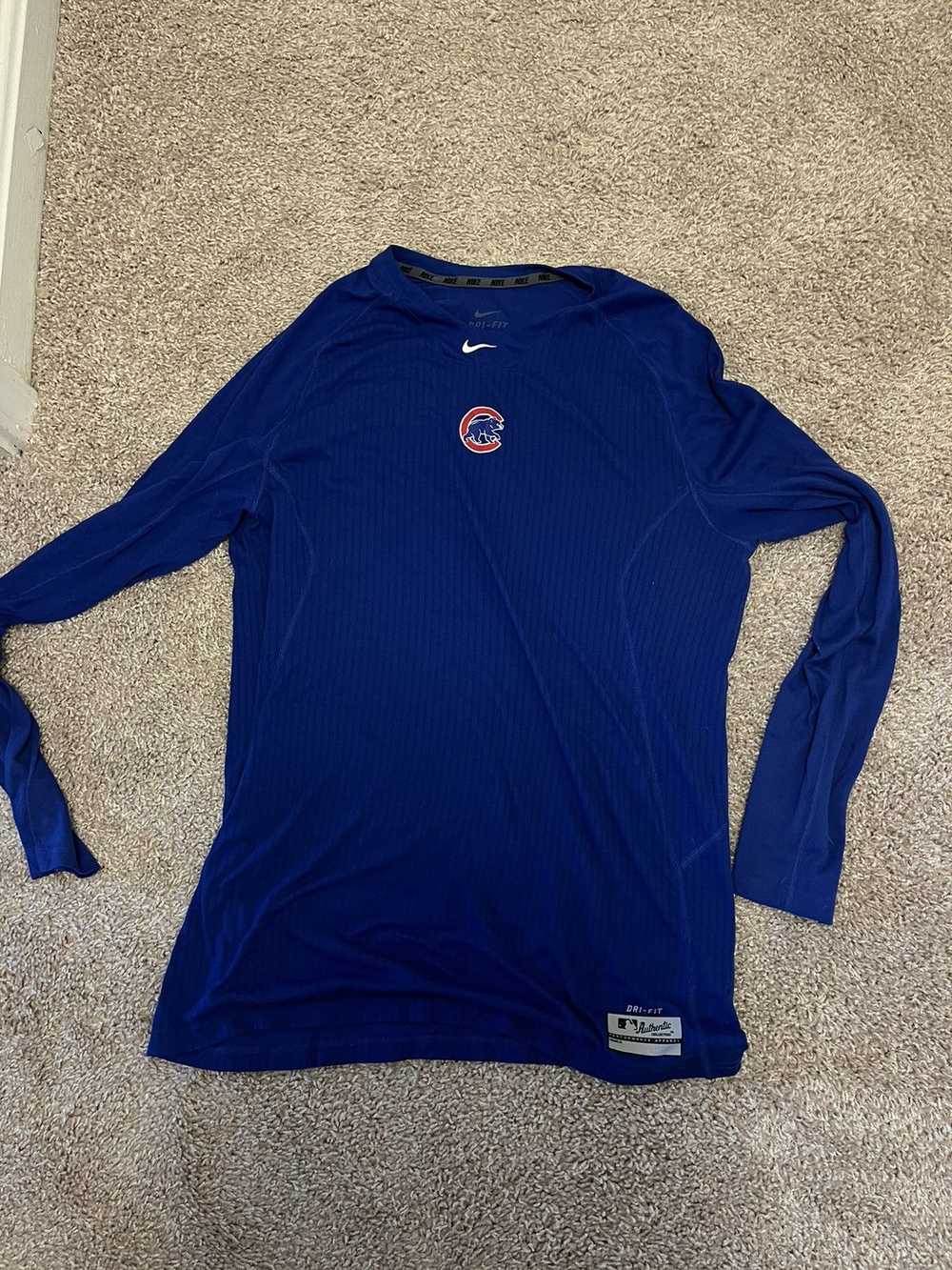 Nike Retro Chicago Cubs Long Sleeve Shirt - image 1