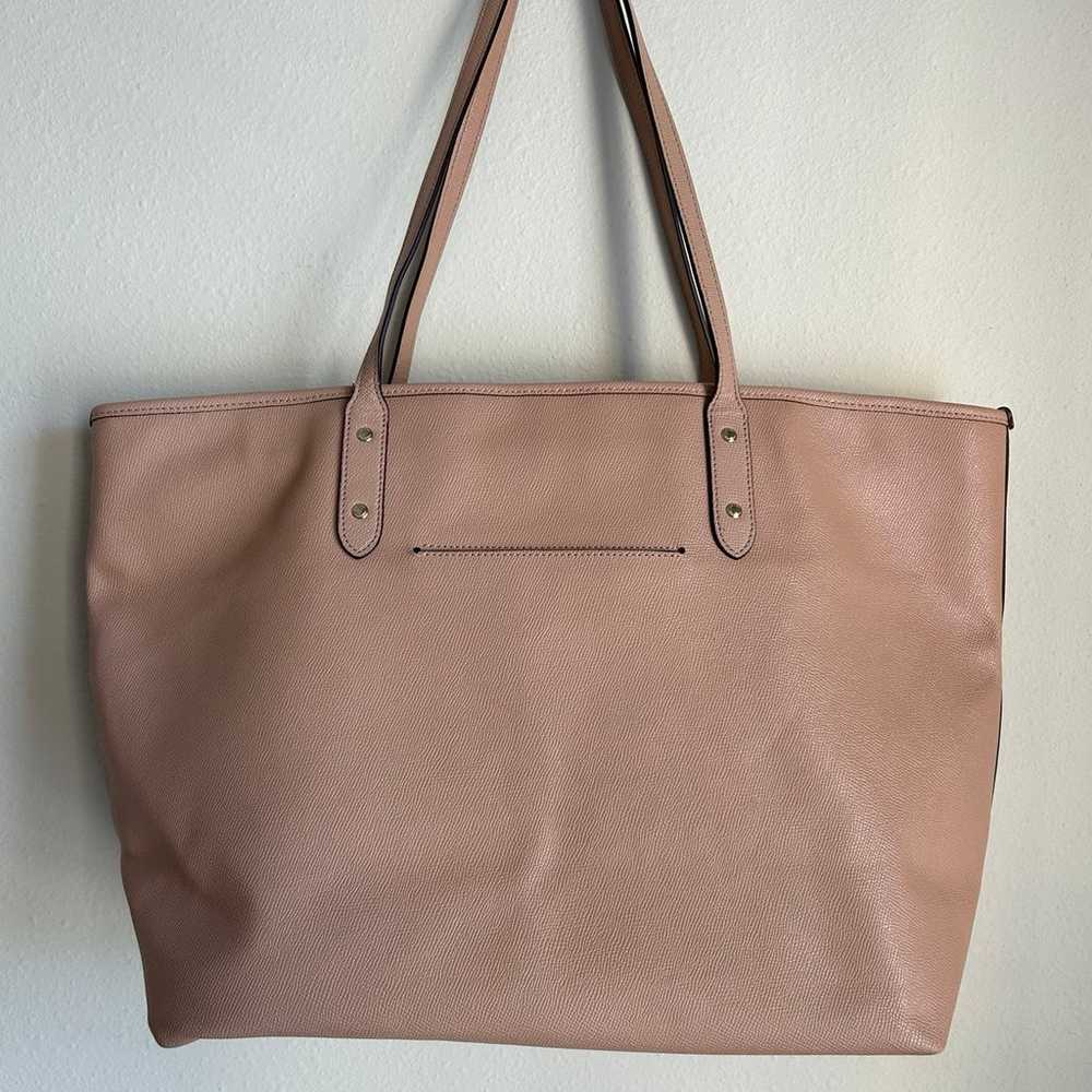 Authentic Coach Large City Zip Leather Tote - image 3