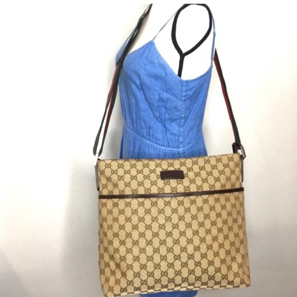 Authentic Gucci unisex messenger bag - image 12