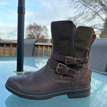 UGG Simmens Leather Waterproof Boots