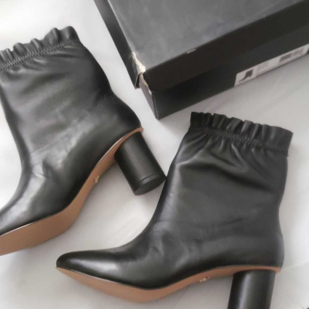 NEW! NANETTE LEPORE Glory Ankle Boots! - image 4