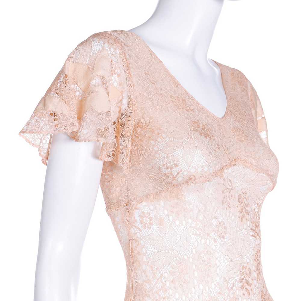 1930s Peach Lace Vintage Dress w/ Silk Floral App… - image 10