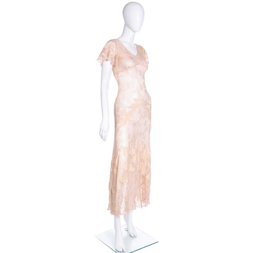 1930s Peach Lace Vintage Dress w/ Silk Floral App… - image 3