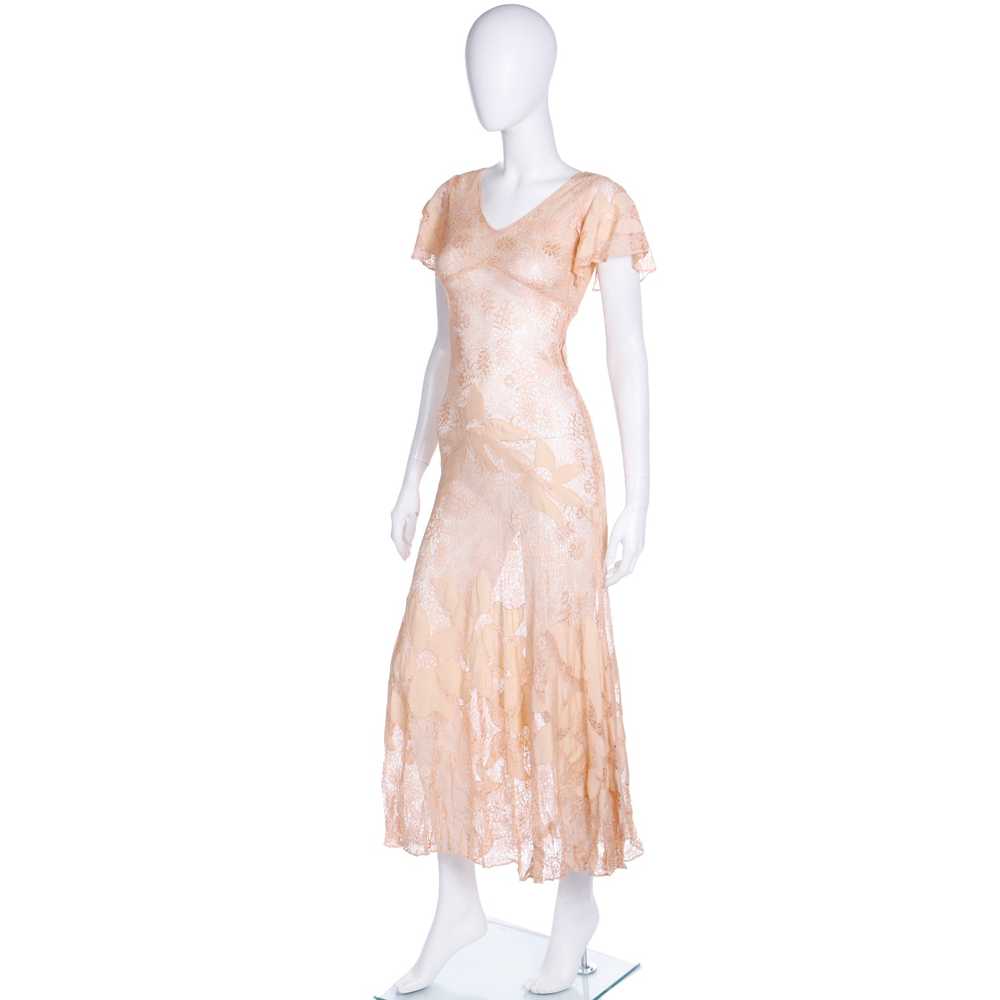 1930s Peach Lace Vintage Dress w/ Silk Floral App… - image 6