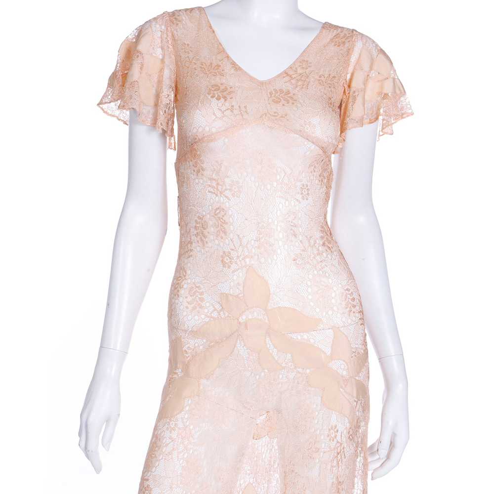 1930s Peach Lace Vintage Dress w/ Silk Floral App… - image 9