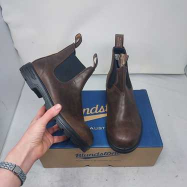 Blundstone Antique Brown Chelsea Boot
