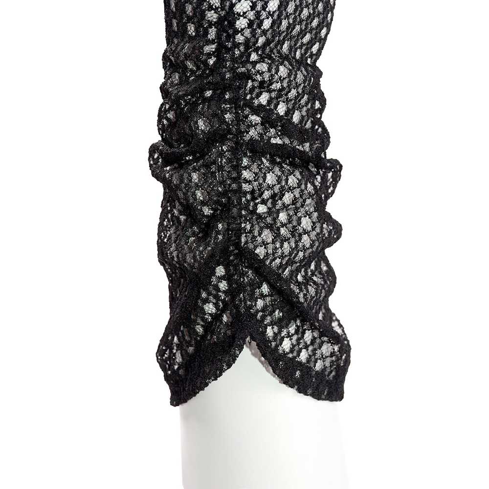 1940s Sheer Black Lace Gathered Gloves 6.5 - image 4