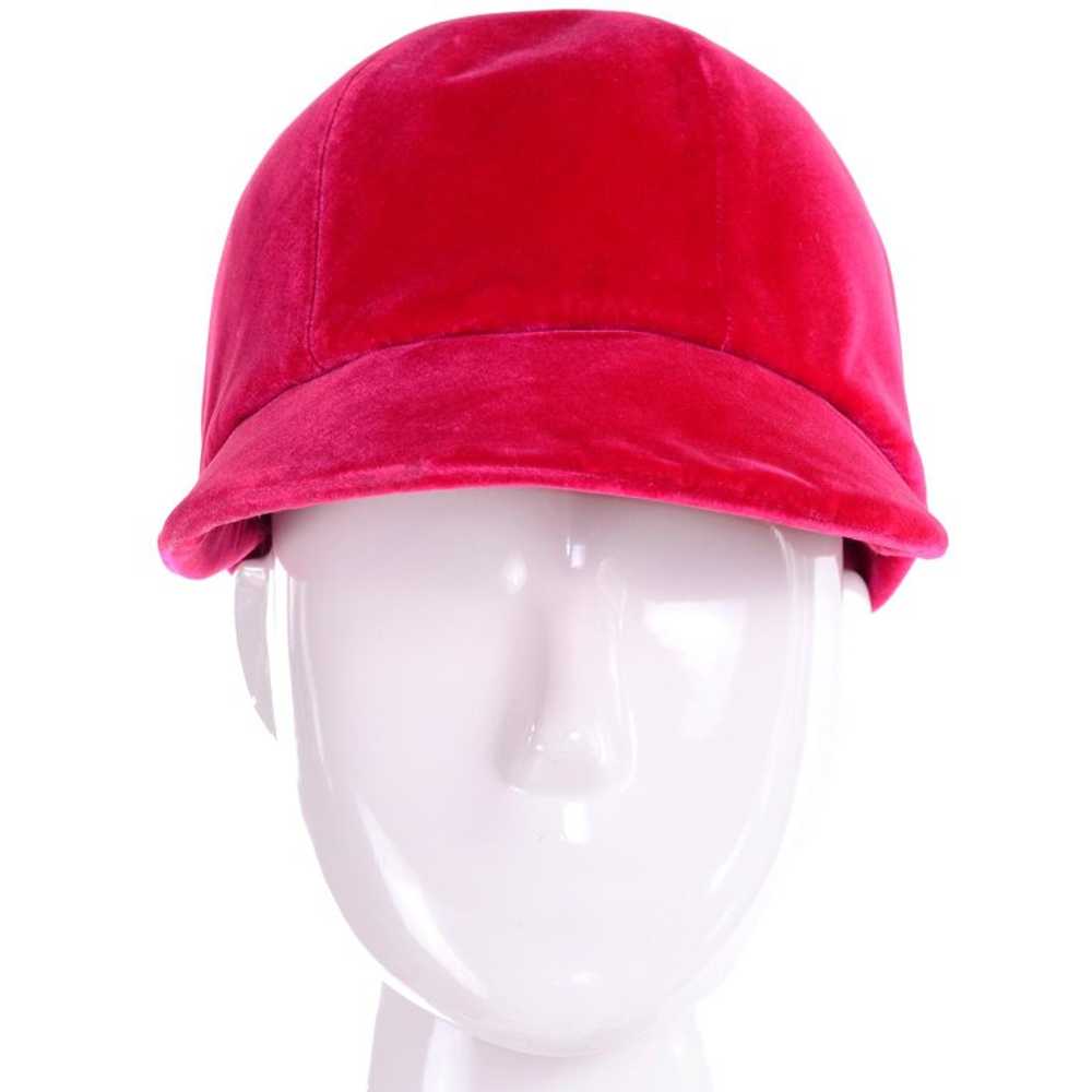 1960's Emme Hat in Raspberry Pink/Red Velvet Eque… - image 4