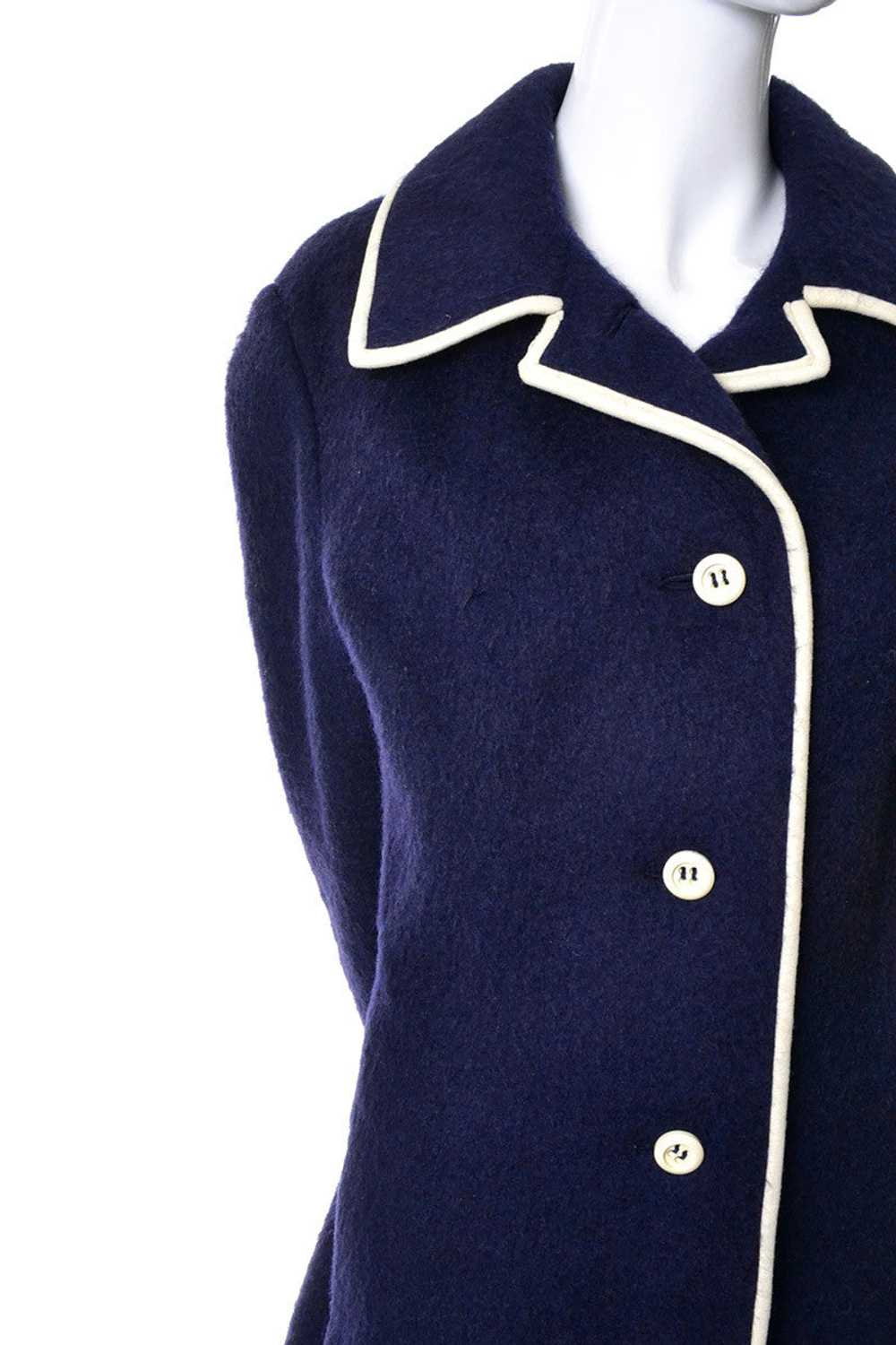 1960s I Magnin Blue and White Mohair Vintage Coat… - image 3