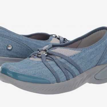 NWOT Bzees Niche Comfort Shoes in Washed Denim in… - image 1