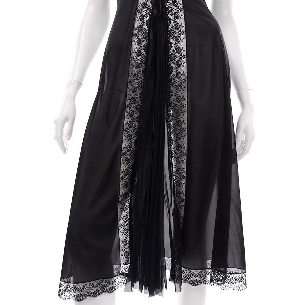 1960s Vanity Fair Black Long Nightgown w/ Lace & … - image 6