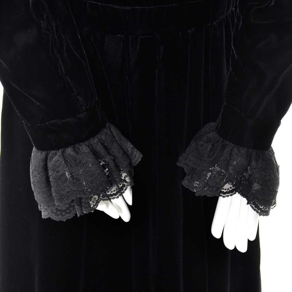1970s Albert Nipon Victorian Style Black Velvet L… - image 7