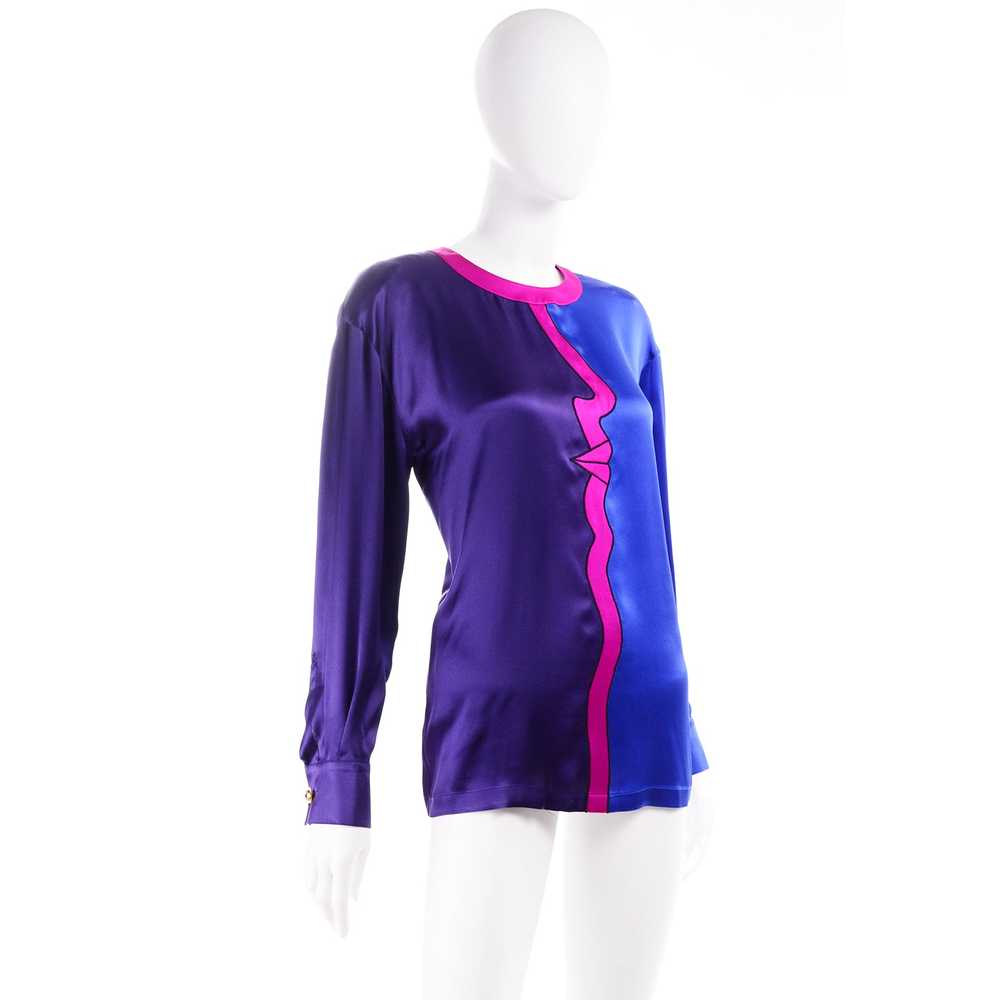 1980s Escada Silk Blouse w Abstract Face in Purpl… - image 5