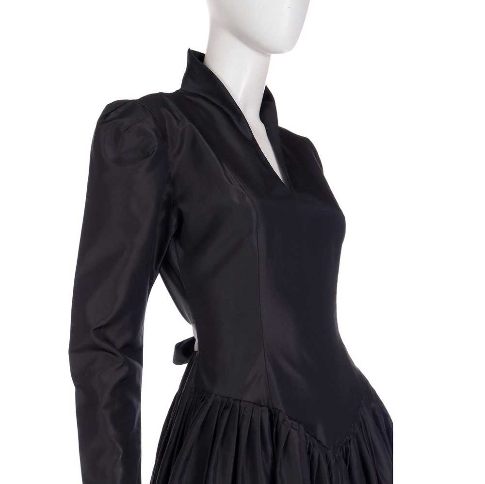 1980s Norma Kamali Black Taffeta Dress With Full … - image 6