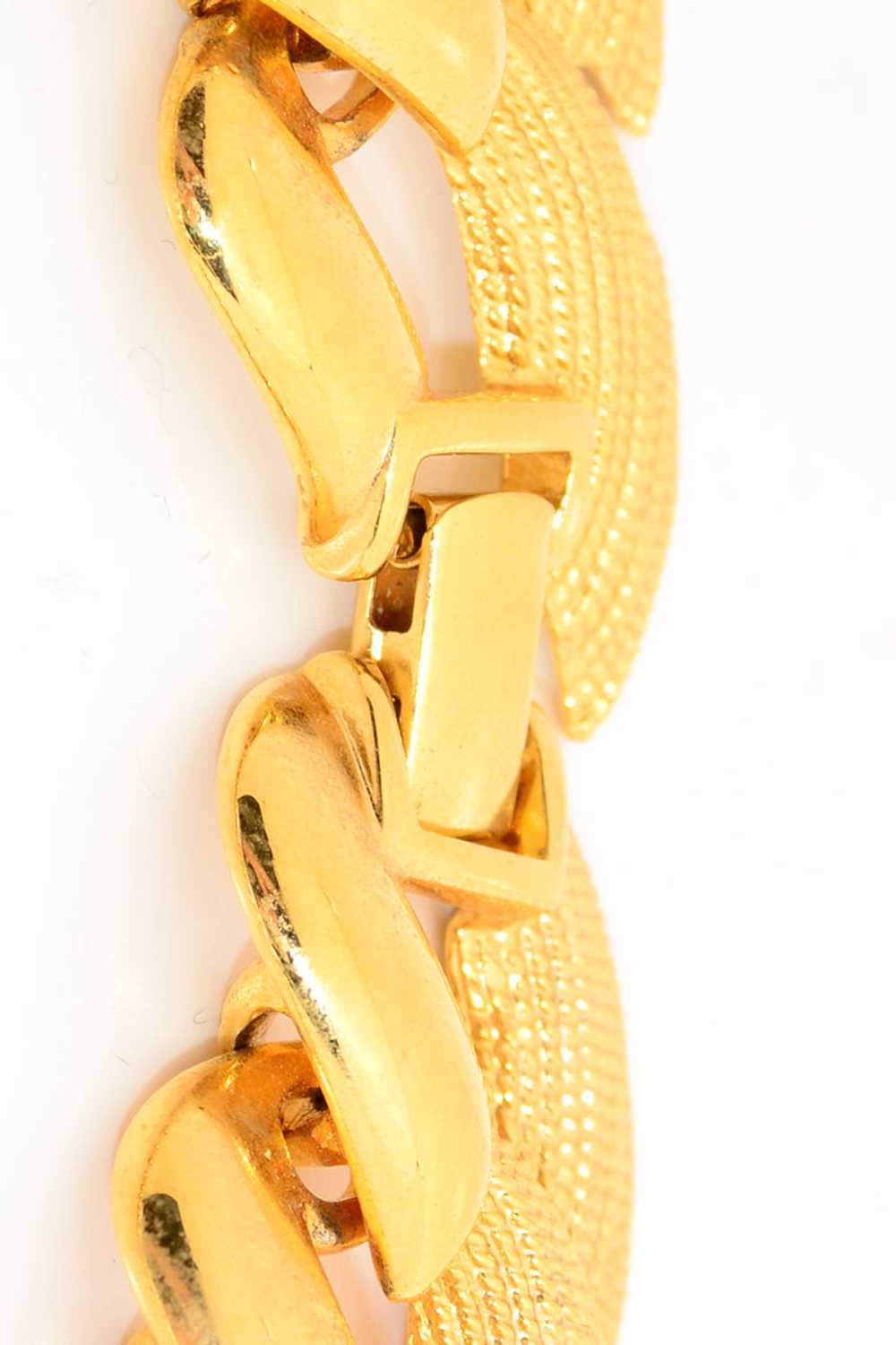 1980s Vintage Napier Gold Tone Textured Chain Nec… - image 4