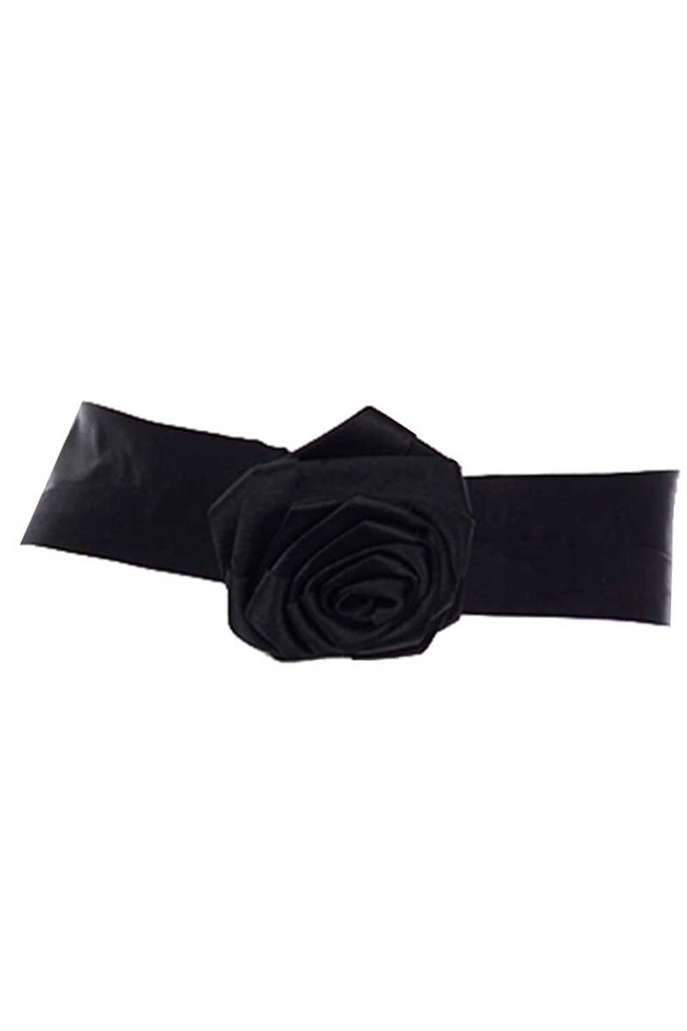 1990s Donna Karan Black Silk Satin Rose Belt - image 3