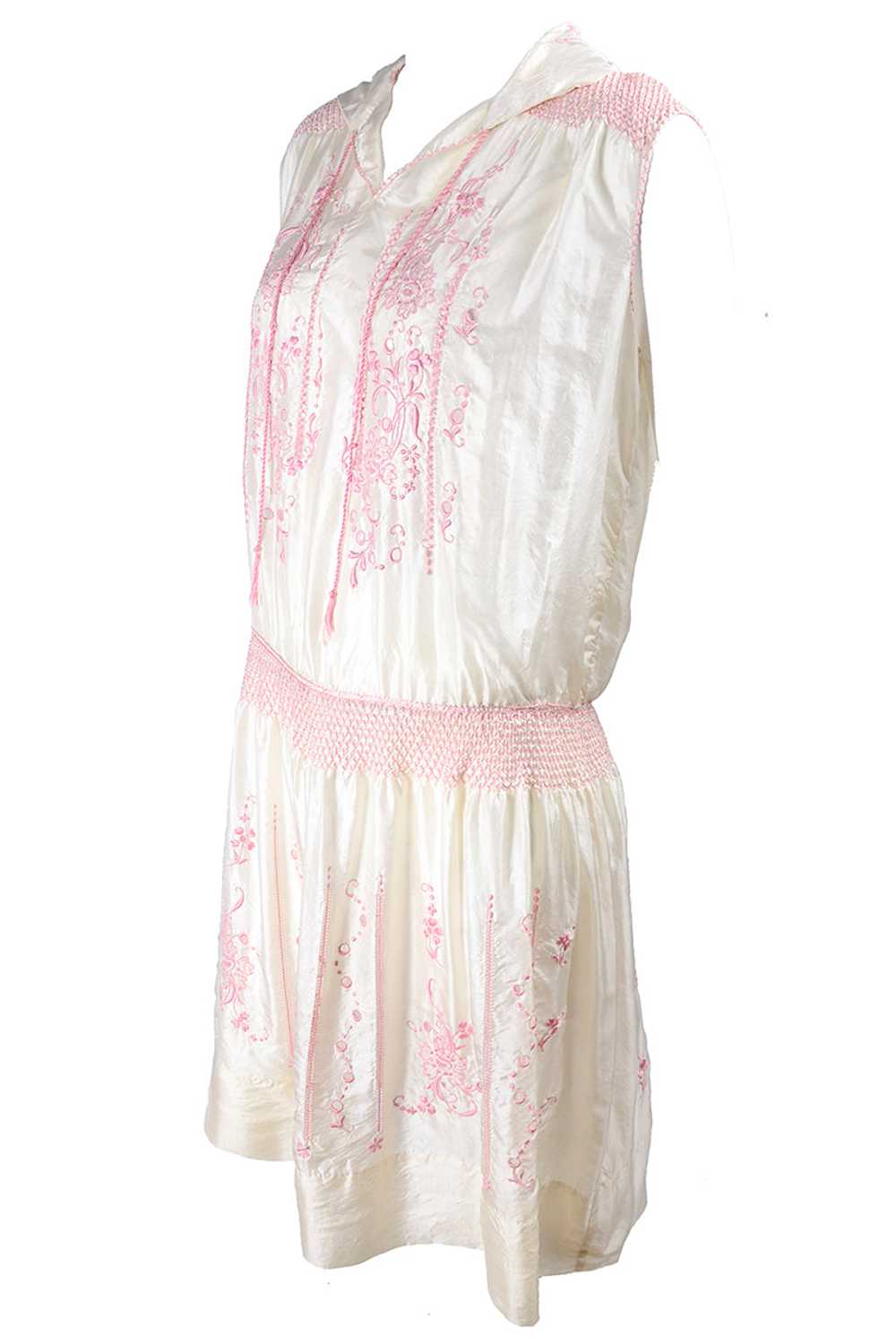 Bohemian 1920s Vintage Dress in Ivory Silk With P… - image 1