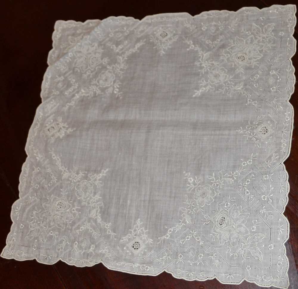Bridal Wedding Handkerchief Vintage Embroidered R… - image 6