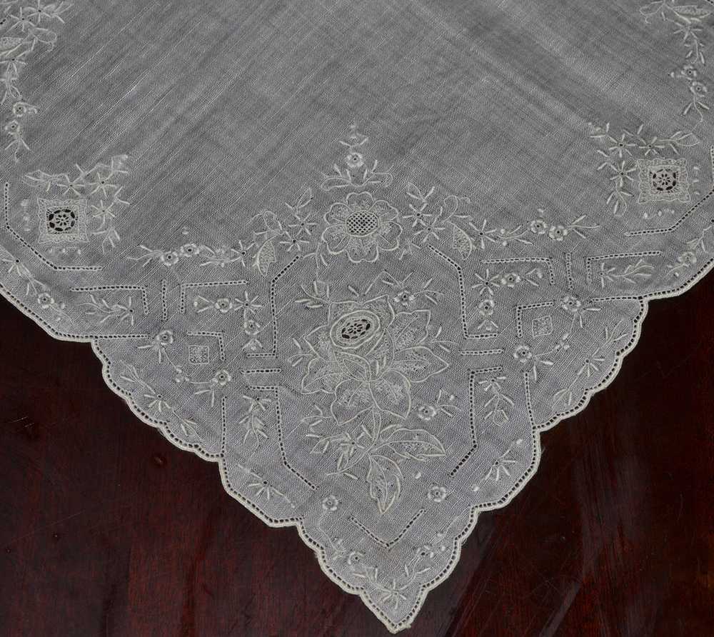 Bridal Wedding Handkerchief Vintage Embroidered R… - image 7