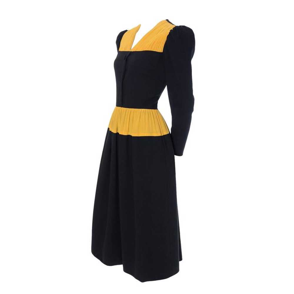 Carolina Herrera Pleated Wool Crepe Vintage Dress… - image 3
