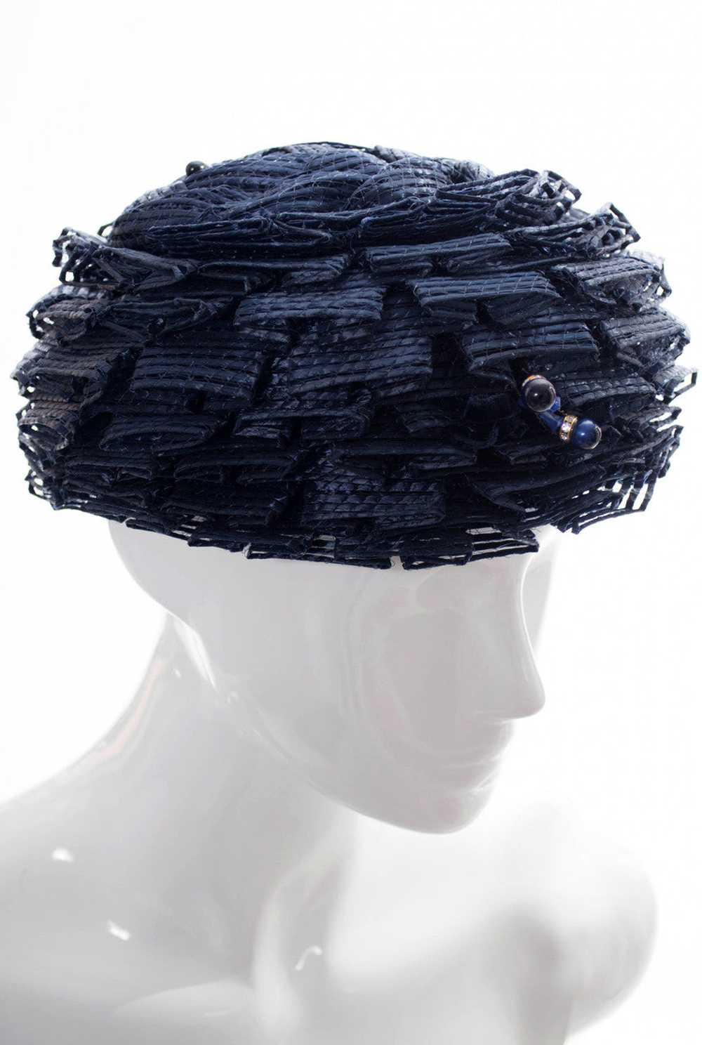 Schiaparelli navy blue vintage ruffled straw hat - image 3