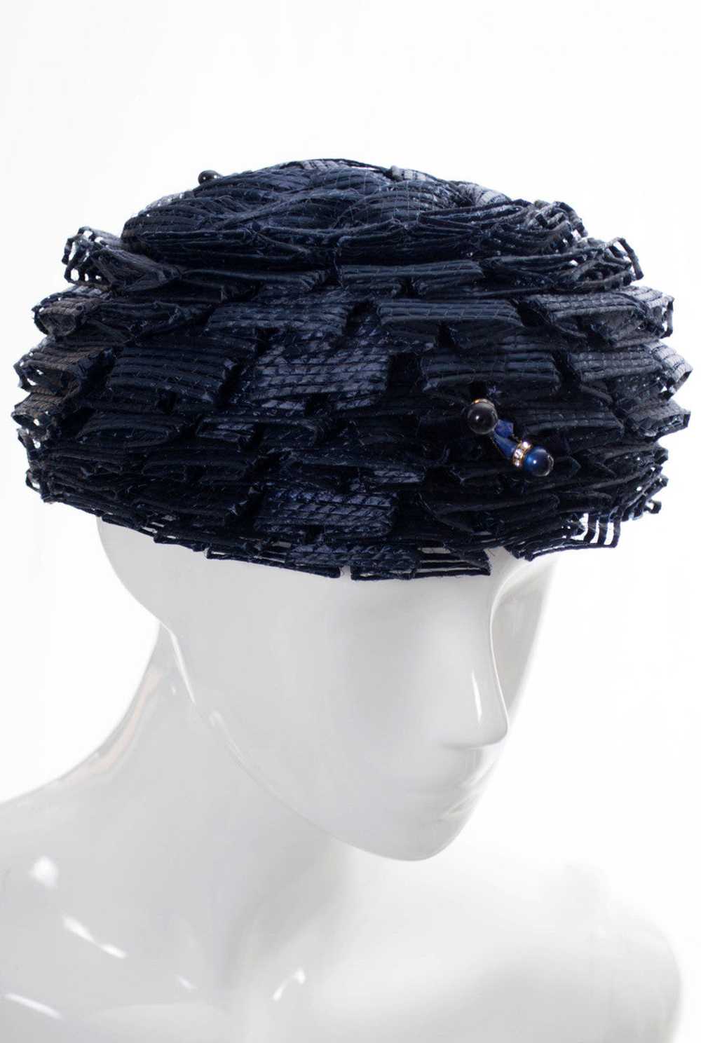 Schiaparelli navy blue vintage ruffled straw hat - image 5