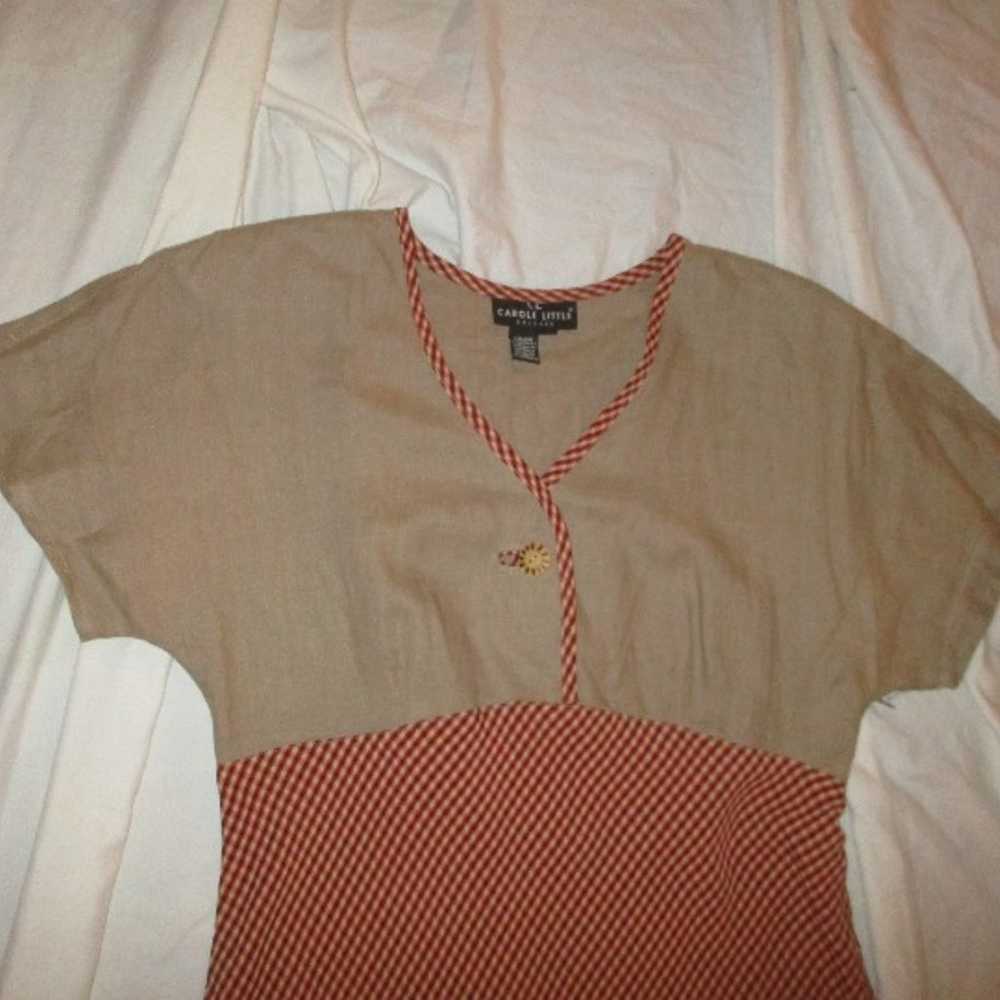 vintage Carole Little short sleeve khaki and red … - image 12