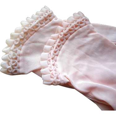 PRETTY 1950s Vintage Baby Pink Short Gloves, Love… - image 1