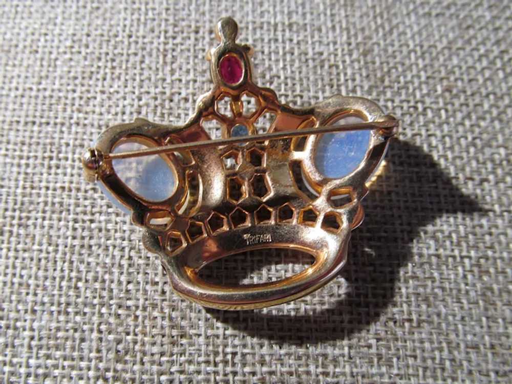 Vintage 1944 Trifari Crown with faux moon stone C… - image 6