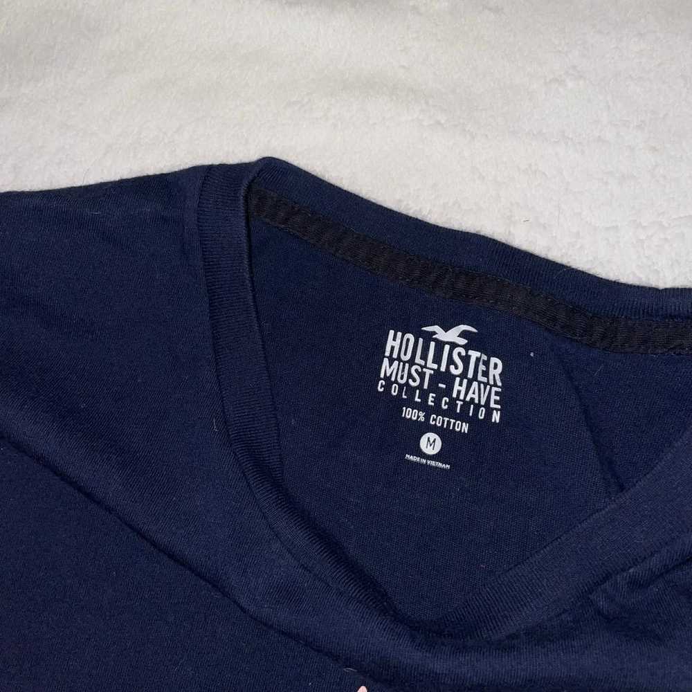 Men’s HOLLISTER Short Sleeve Shirt size Adult Med… - image 3